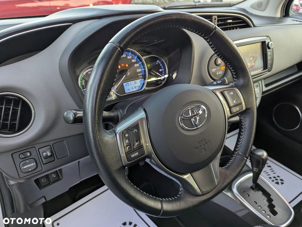 Toyota Yaris - 19