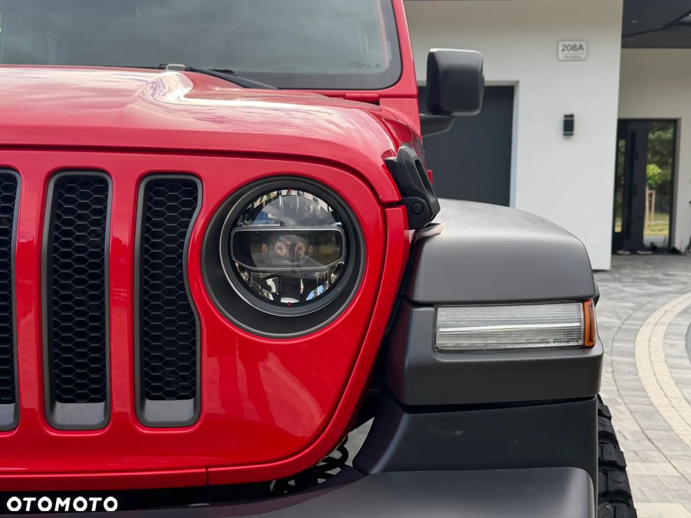 Jeep Wrangler - 10