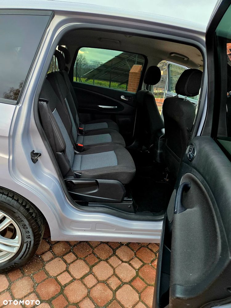 Ford S-Max 2.0 TDCi DPF Ambiente - 18