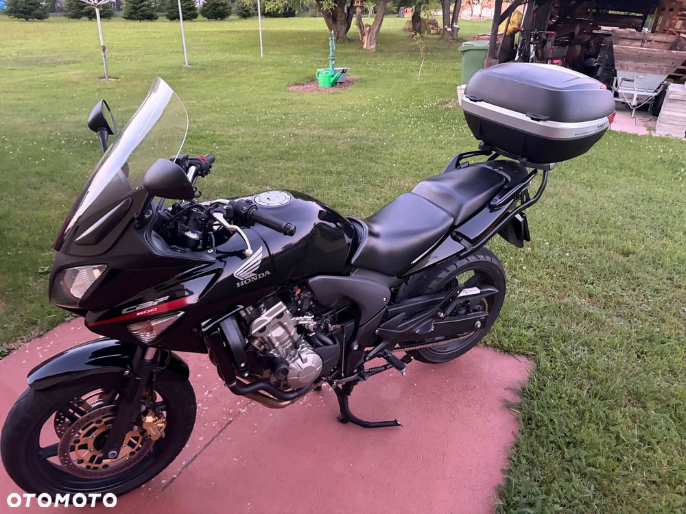 Honda CBF - 4