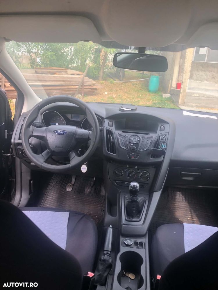 Ford Focus - 4