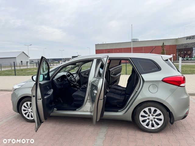 Kia Carens 1.6 GDI M - 3