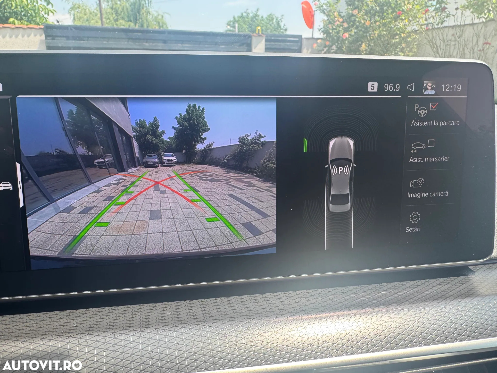 BMW Seria 5 520d xDrive AT MHEV - 11