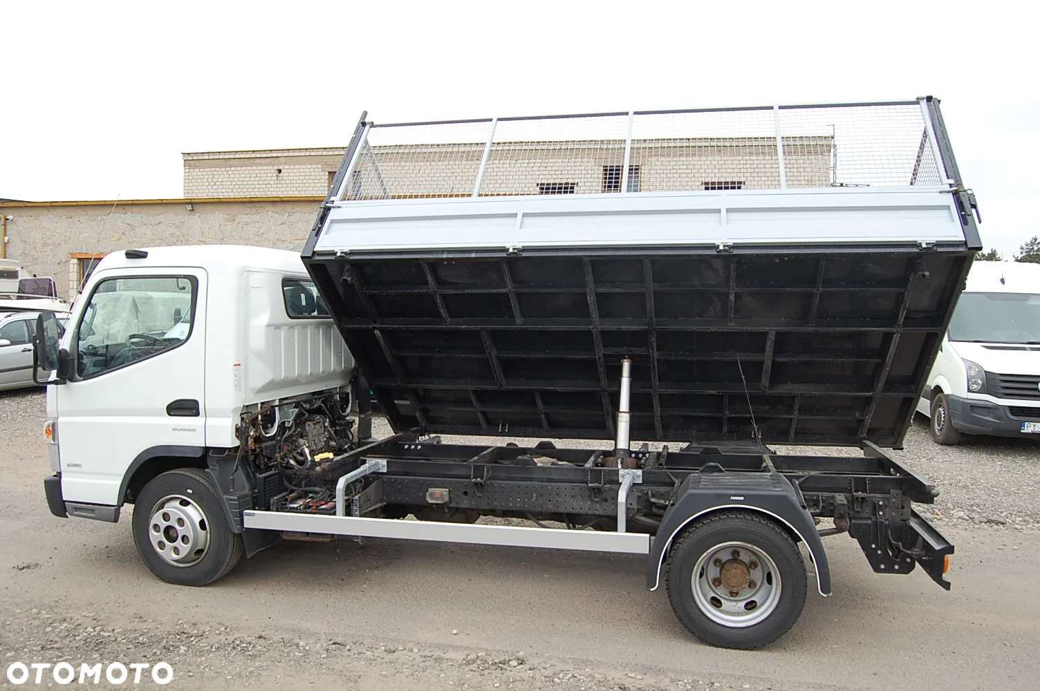 Mitsubishi Fuso Canter - 6
