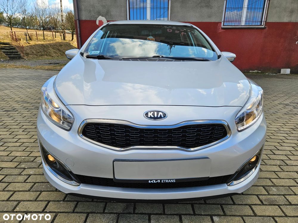Kia Ceed 1.6 GDI L Business Line - 3