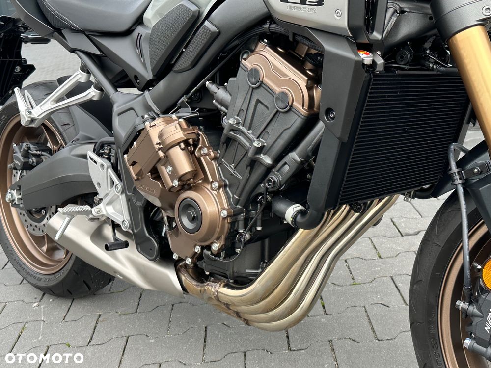 Honda CB - 18
