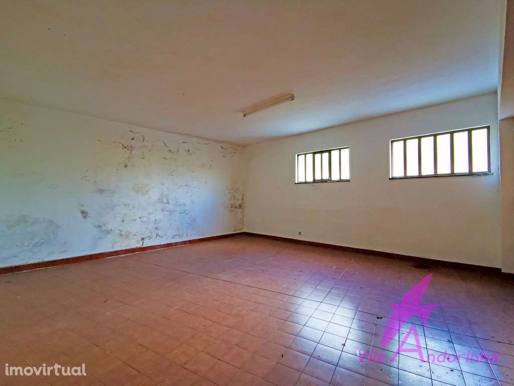 Armazéns e atividade Industrial em Perre - Grande imagem: 2/31