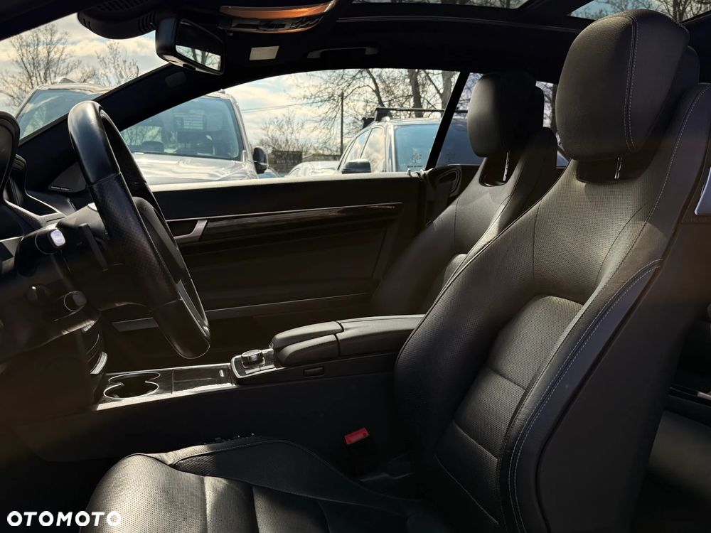 Mercedes-Benz Klasa E - 14