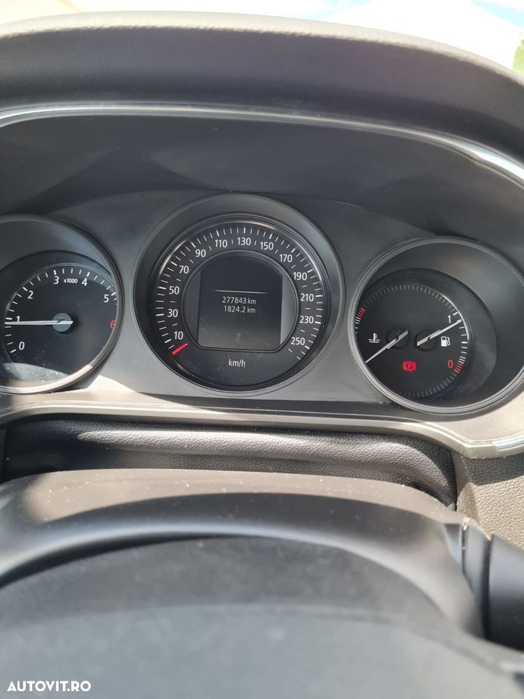 Renault Megane TCE GPF Zen - 7