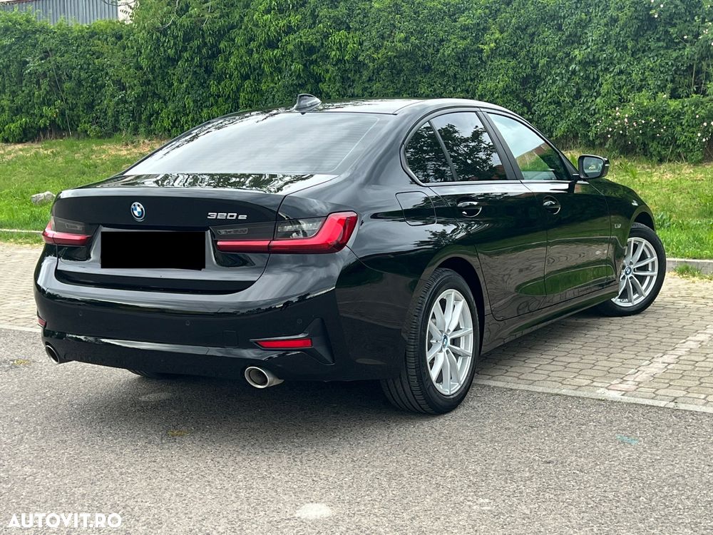 BMW Seria 3 - 21