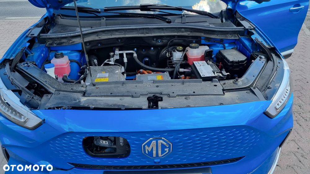 MG ZS - 39