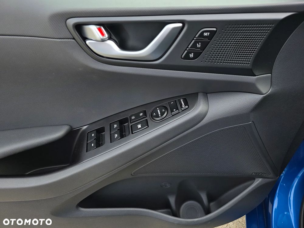 Hyundai IONIQ 1.6 GDI Premium - 16