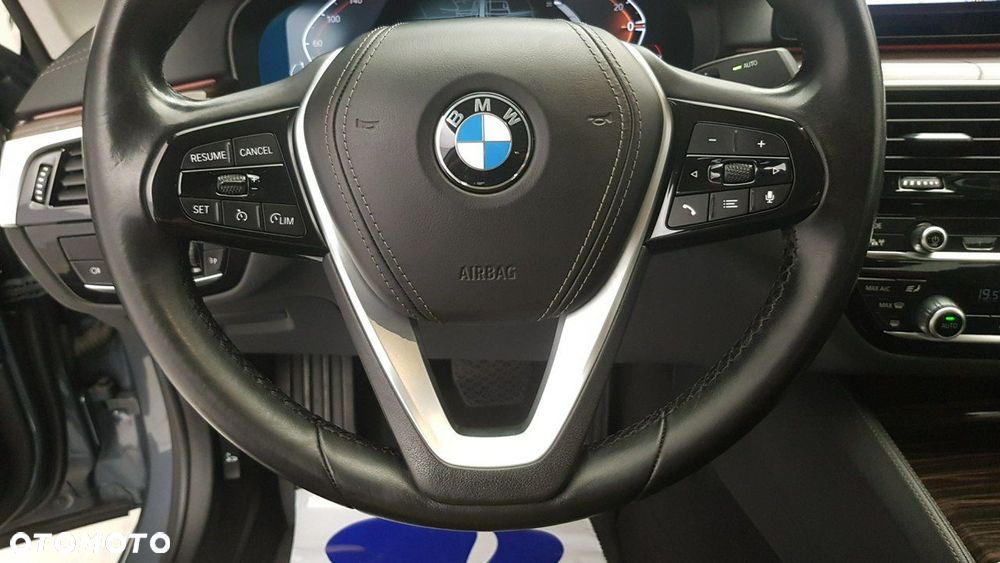 BMW Seria 5 - 27