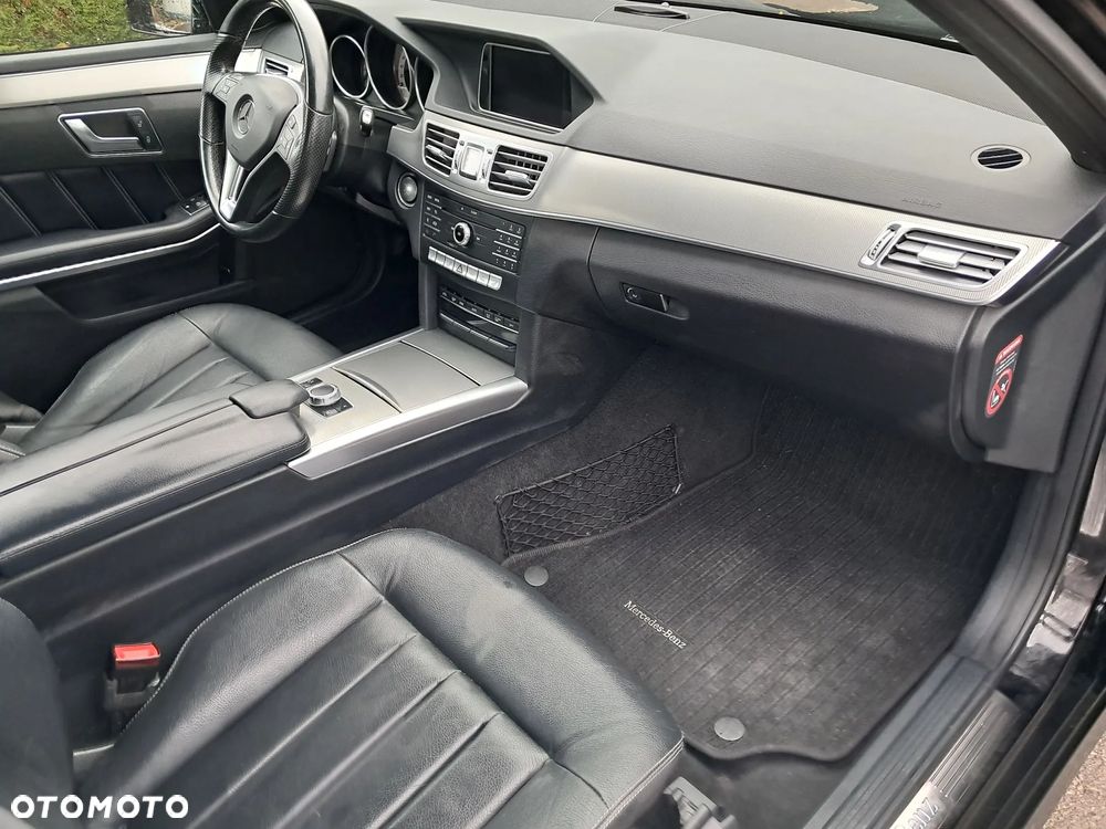 Mercedes-Benz Klasa E - 14