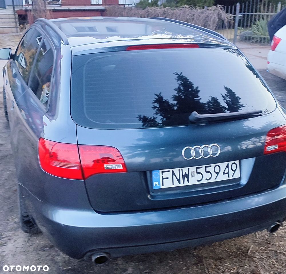 Audi A6 Avant - 4