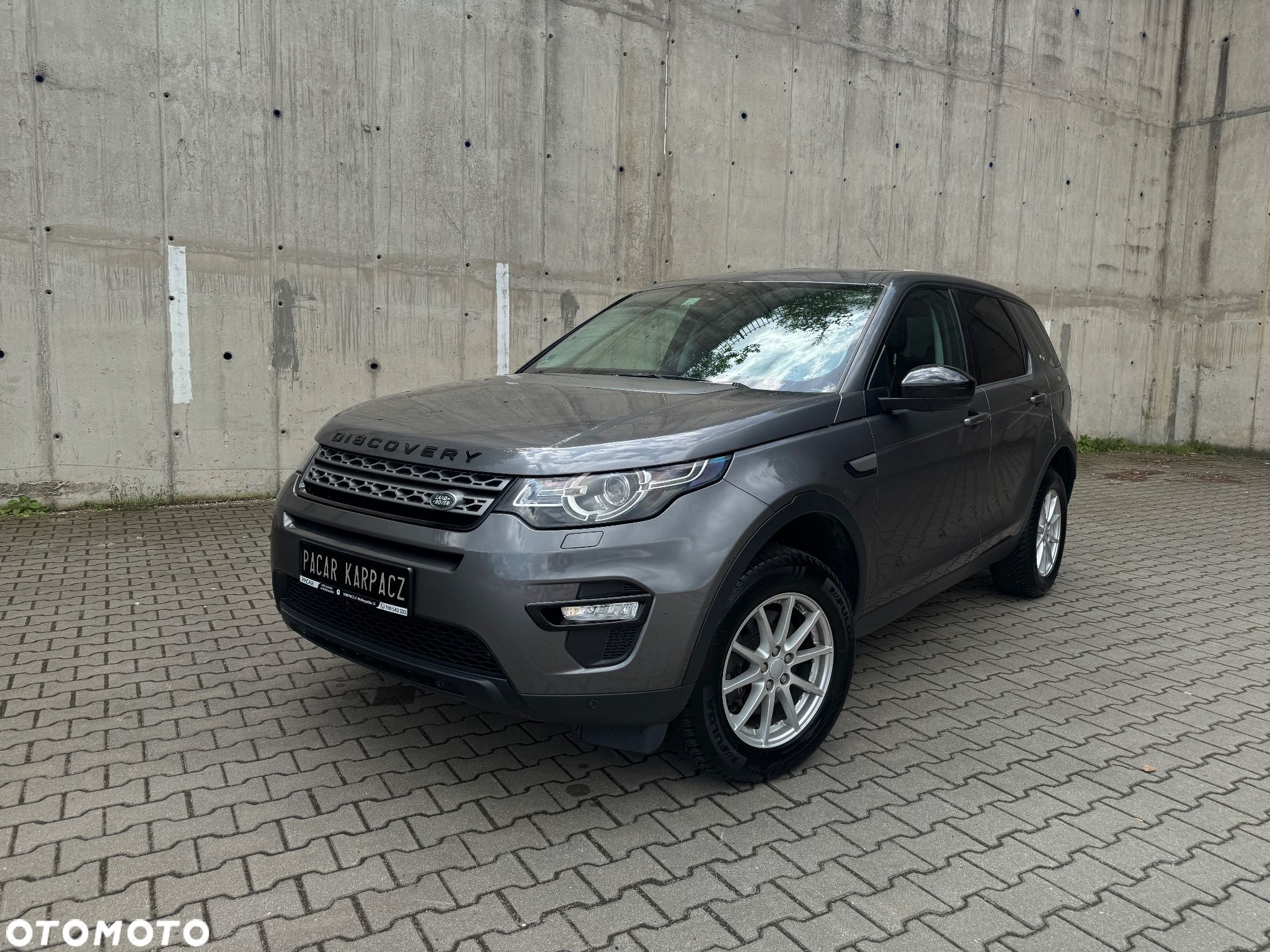 Land Rover Discovery Sport 2.0 TD4 HSE Luxury - 1