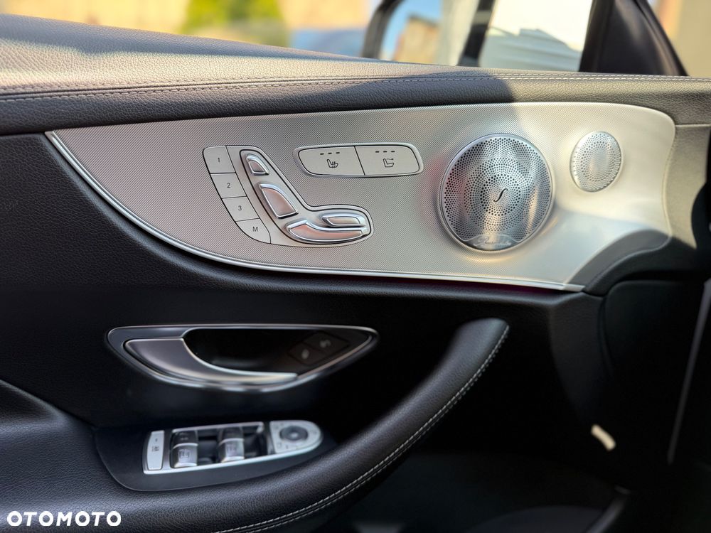 Mercedes-Benz Klasa E 220 d 9G-TRONIC AMG Line - 24