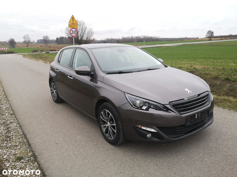 Peugeot 308 125 THP Allure - 27