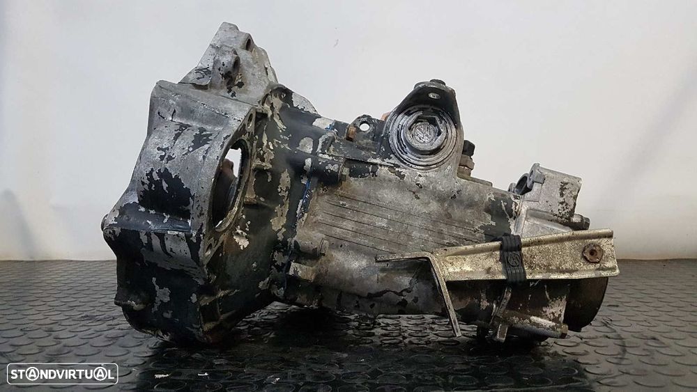 CAIXA DE VELOCIDADES VOLKSWAGEN GOLF III BERLINA (1H1) S - 8