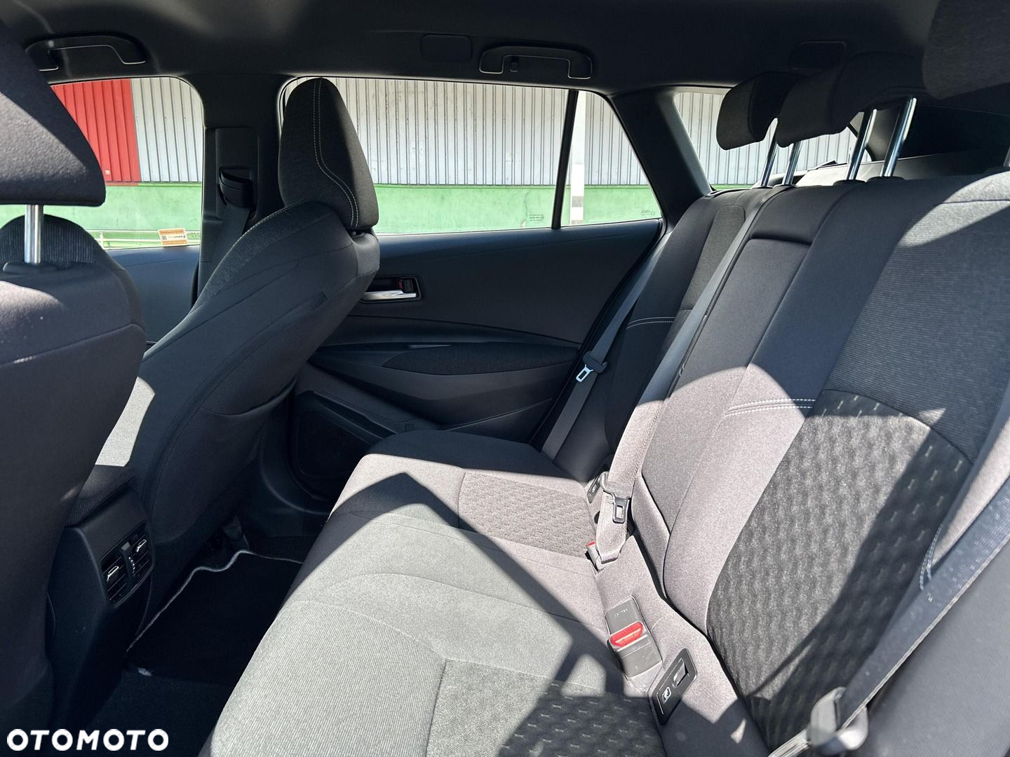 Toyota Corolla - 10