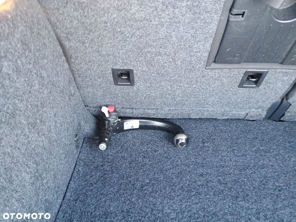 Volkswagen Tiguan - 8