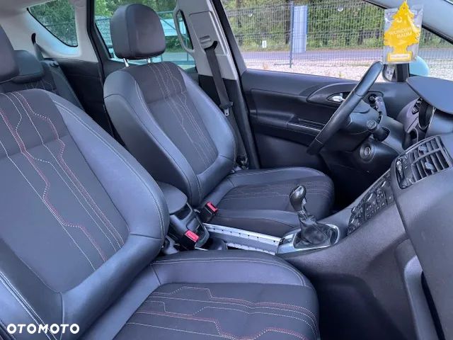 Opel Meriva - 38