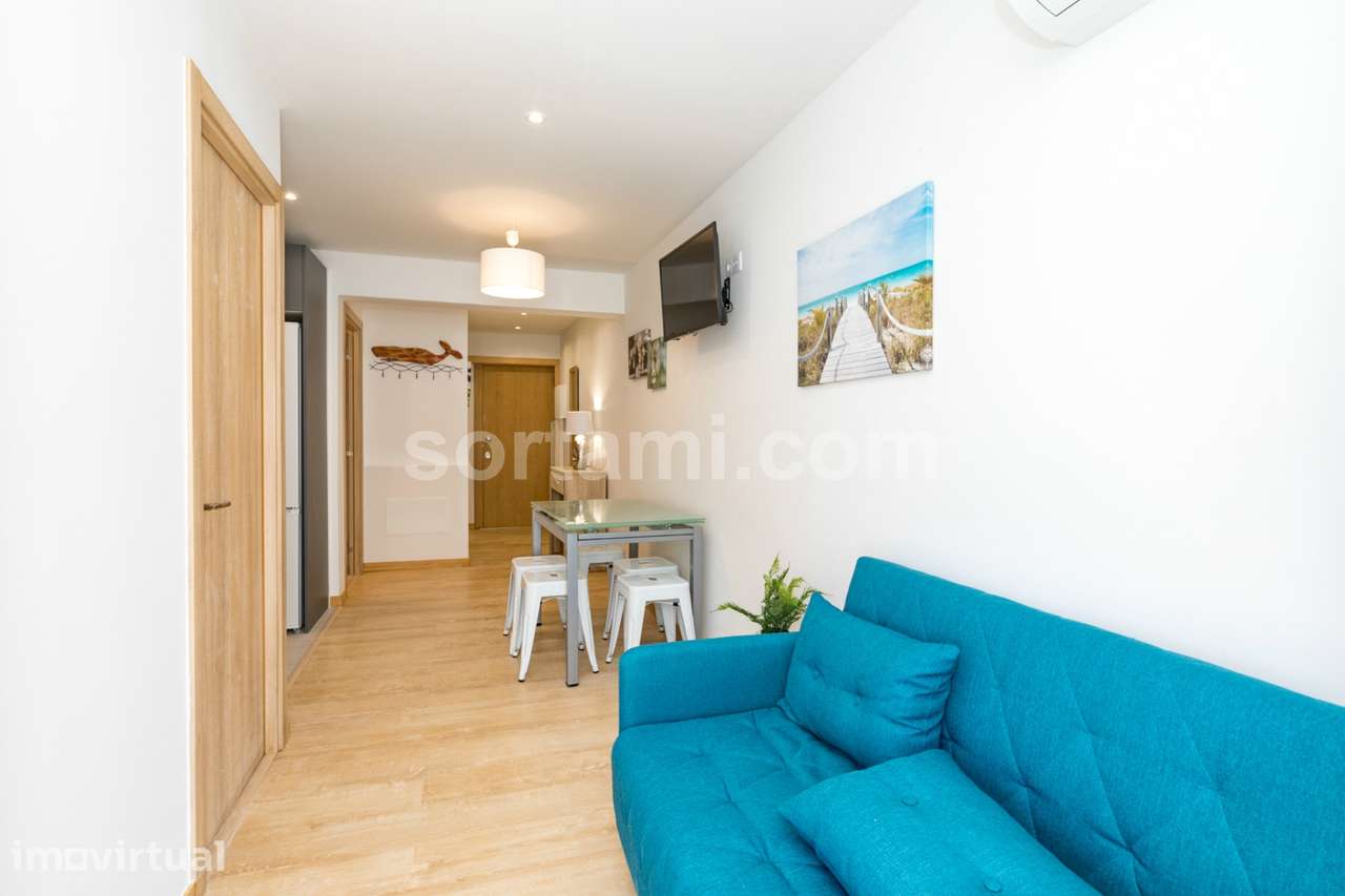 Apartamento T1+1 Venda em Quarteira,Loulé - Grande imagem: 2/13