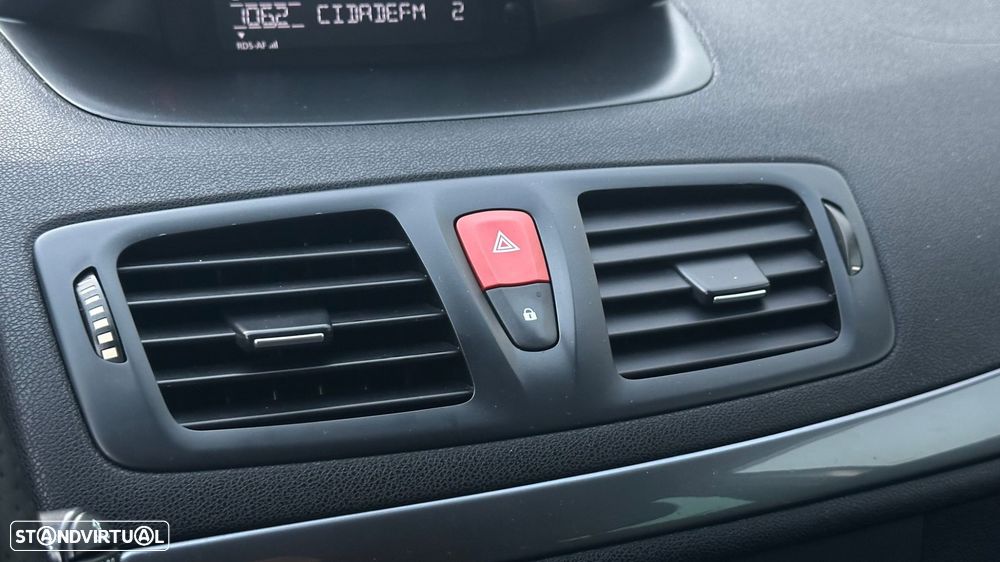 Renault Mégane Sport Tourer 1.5 dCi GT Line - 28