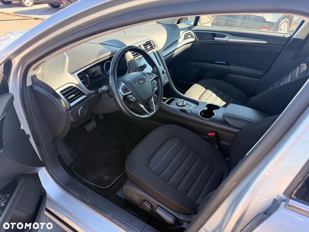 Ford Mondeo 2.0 EcoBlue Titanium - 9