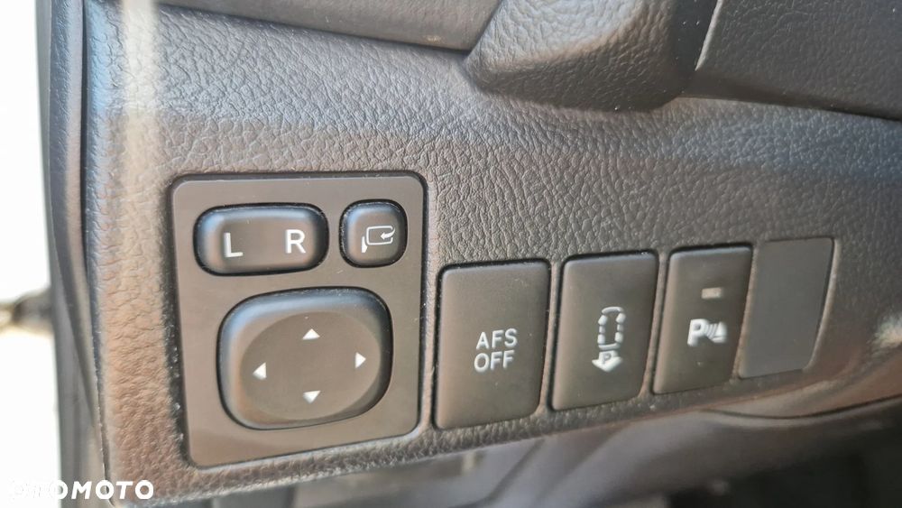 Toyota Auris 1.8 HSD Luna - 15