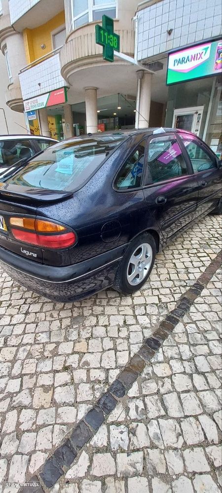 Renault Laguna 1.6 RXE - 11
