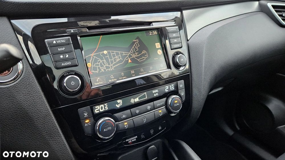 Nissan Qashqai 1.3 DIG-T N-CONNECTA - 30