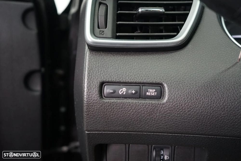 Nissan Qashqai 1.5 dCi N-Connecta Business - 25