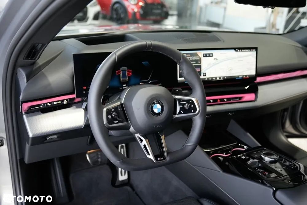 BMW Seria 5 520d xDrive mHEV M Sport - 13