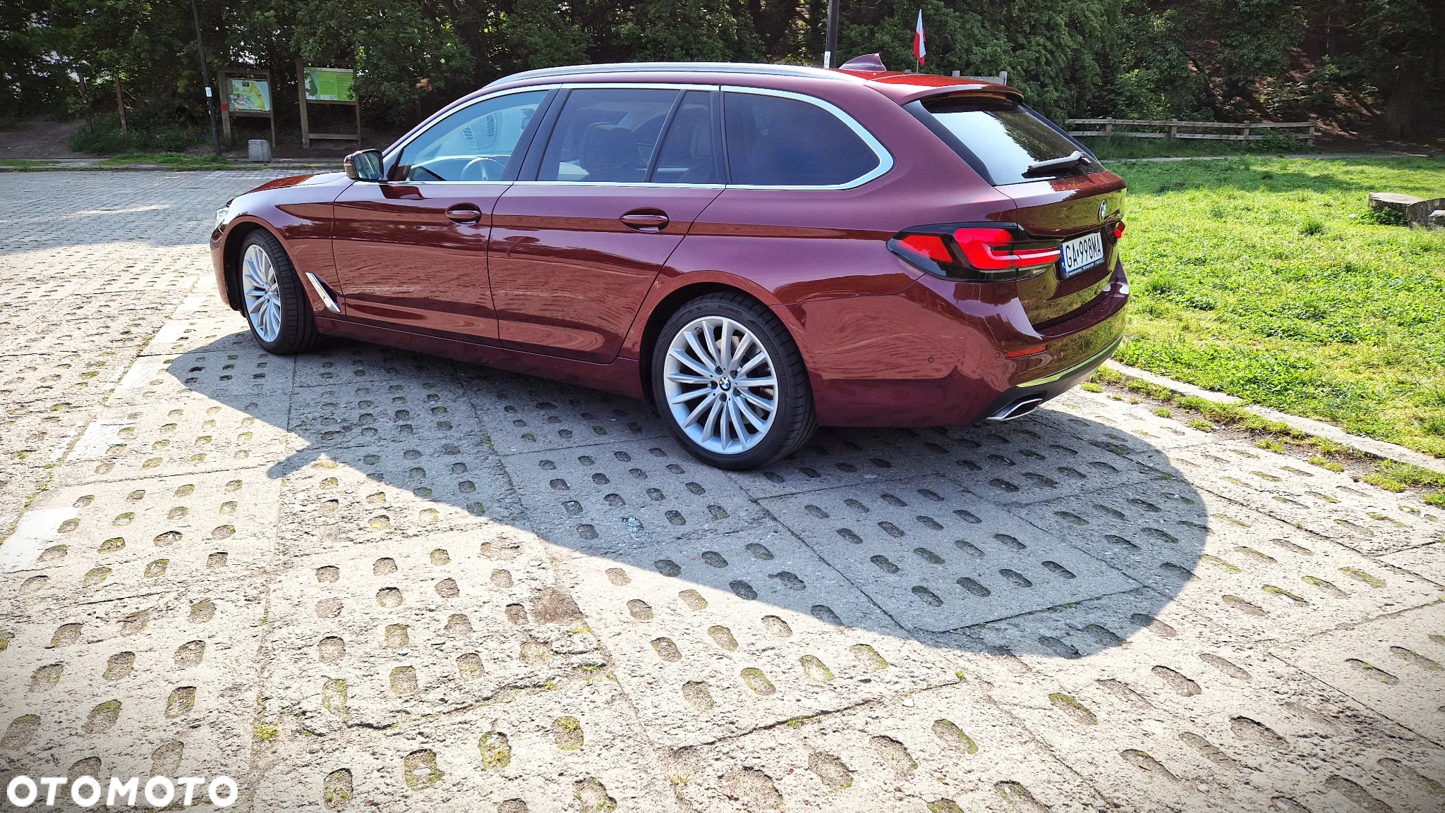 BMW Seria 5 540d xDrive Touring Luxury Line - 12
