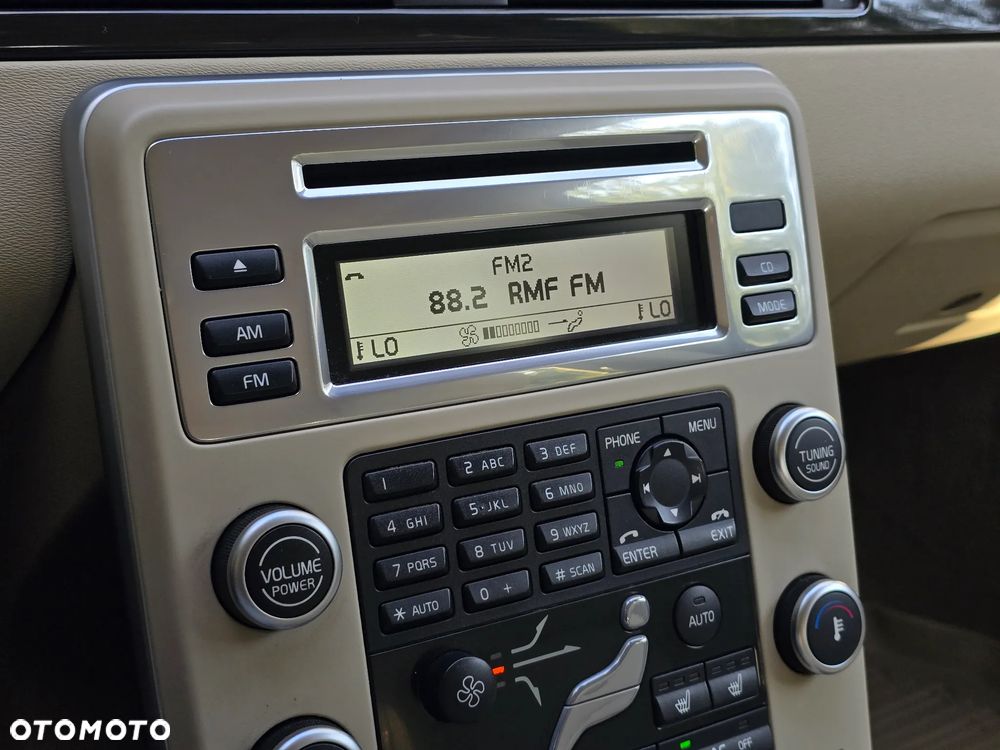 Volvo V70 2.5T Summum - 29