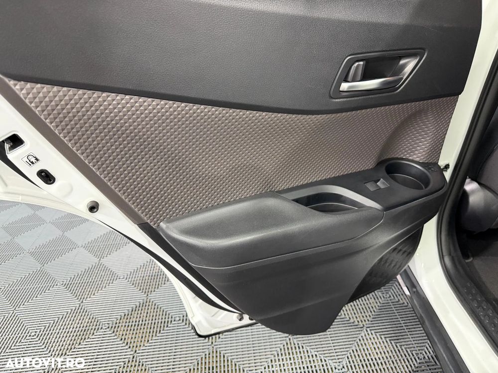 Toyota C-HR 2.0 HSD 184 CP 4x2 CVT Classy - 23