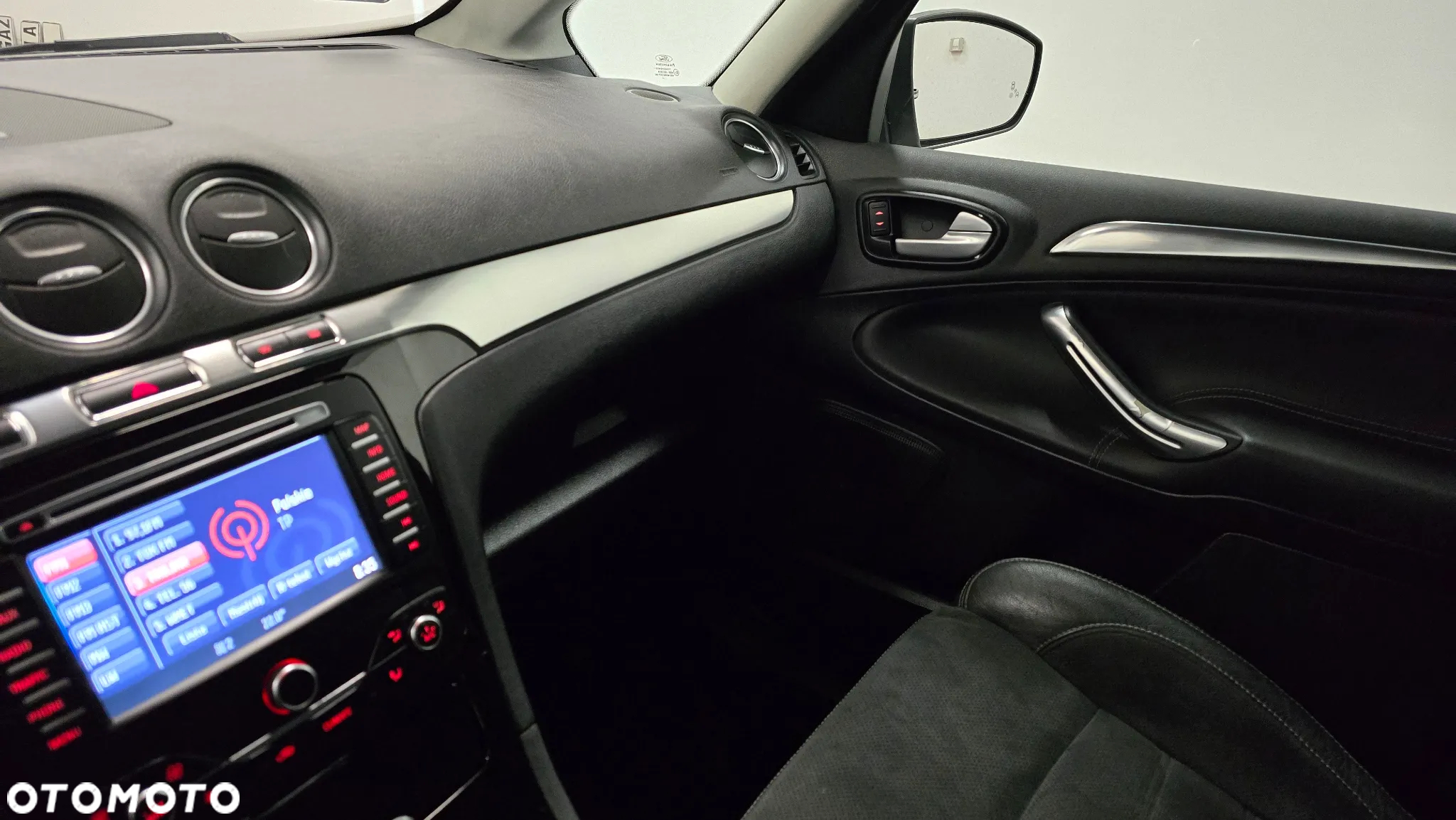 Ford Galaxy 2.0 TDCi Platinium X (Titanium) - 13