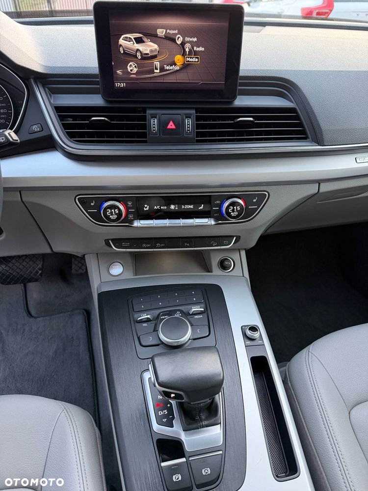 Audi Q5 35 TDI Quattro S tronic - 14