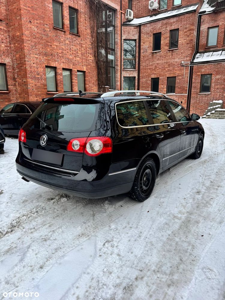 Volkswagen Passat 2.0 TDI Comfortline - 3