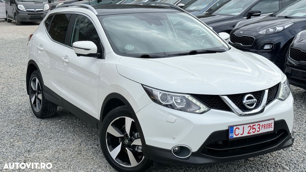 Nissan Qashqai 1.6 DIG-T N-Connecta - 28