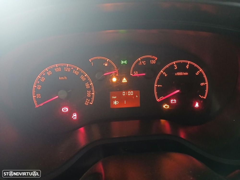 QUADRANTE OPEL COMBO D - 1