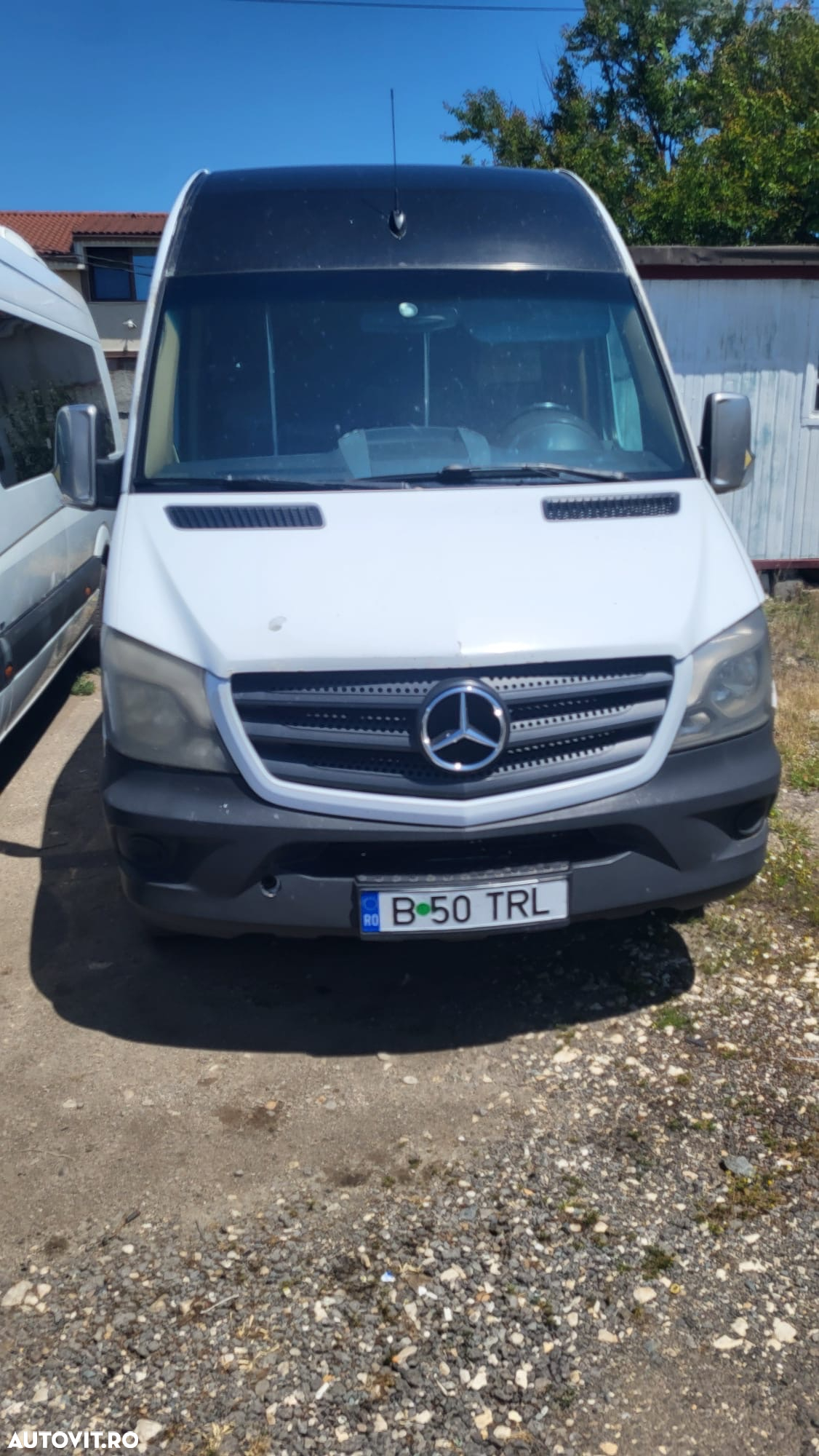 Mercedes-Benz Sprinter - 25