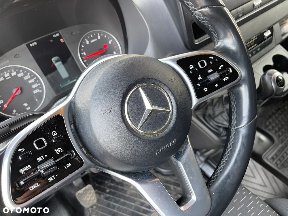 Mercedes-Benz Sprinter W907 319 CDI 2019 ROK 3.0 V6 190 KM MANUAL 6 BIEGÓW MAX MAXI DŁUGI L4H2 - 17