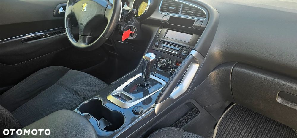 Peugeot 3008 HDi FAP 110 EGS6 Platinum - 8