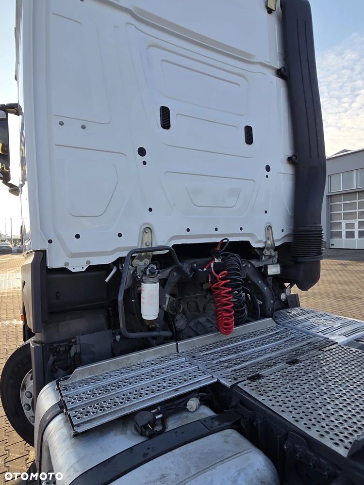 Mercedes-Benz ACTROS 2251 Giga Space - 6