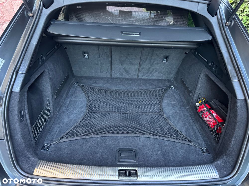 Audi A4 Avant 2.0 TDI Quattro Design S tronic - 27