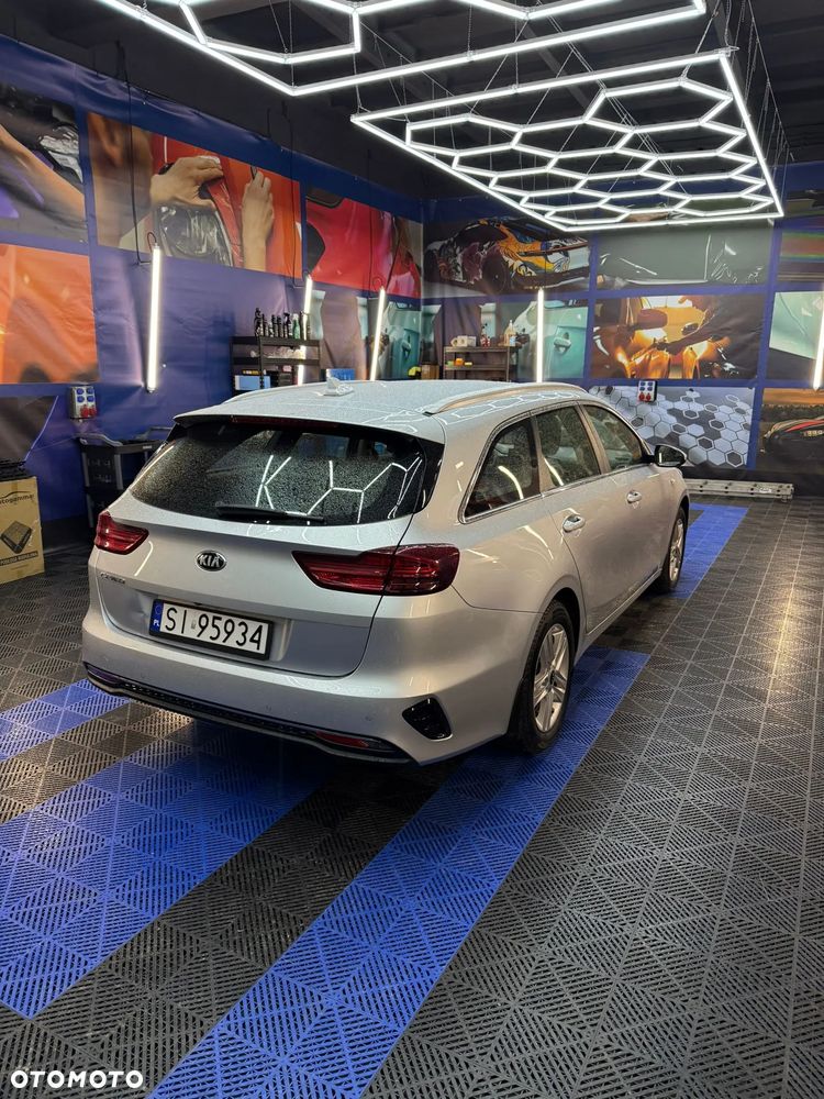 Kia Ceed 1.6 CRDi SCR L Business Line - 4