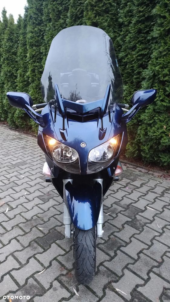 Yamaha FJR - 16