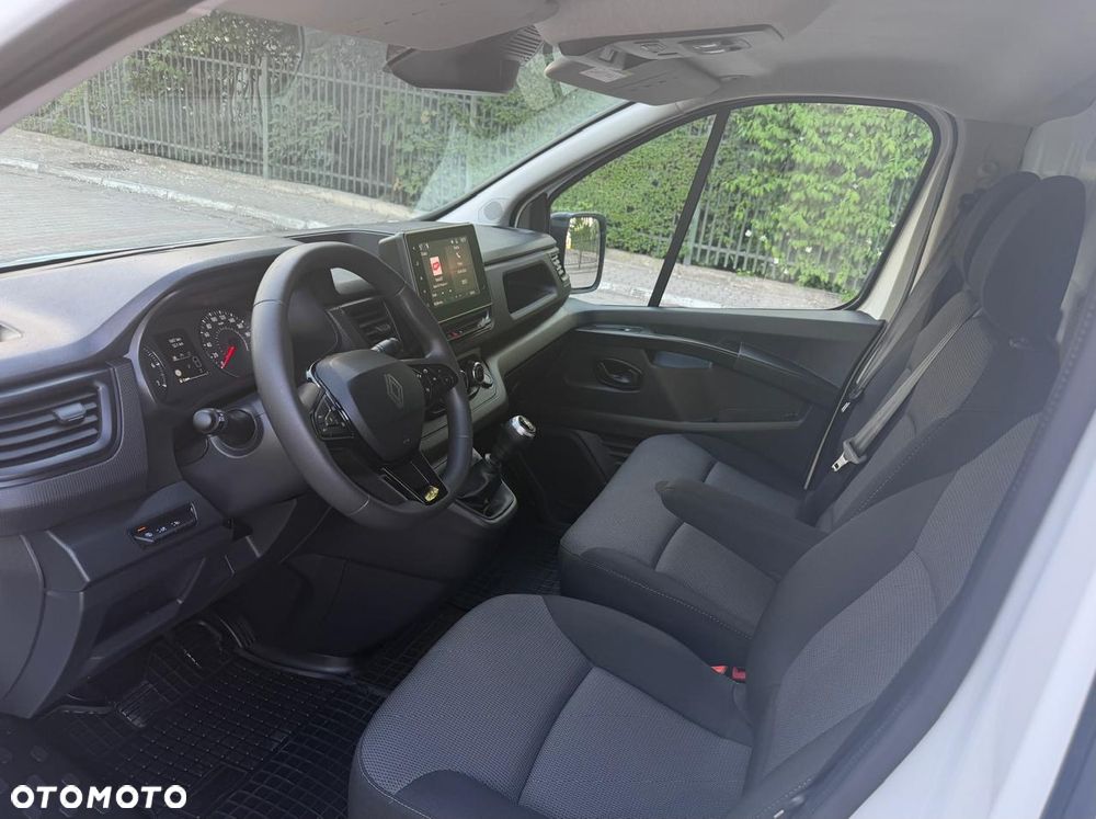 Renault Trafic - 24